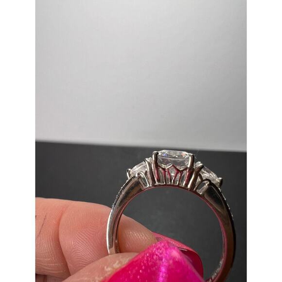 White cubic zirconia platinum over sterling silver ring size 9 - Picture 11 of 11